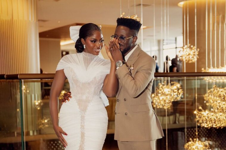 Nigerian gospel singer, Peterson Okopi weds his fiancée (Video & photos)